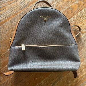 Michael Kors | Bags | Michael Kors Evie Bag Md Handbag  display picture 1